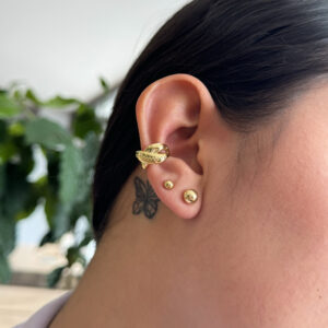 Earcuff chunky equis lisa y mitad con textura en rodio