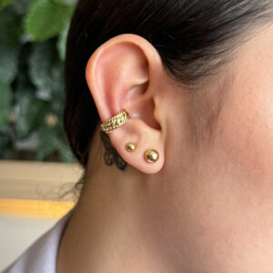 Earcuff 3 líneas juntas trenzadas en rodio