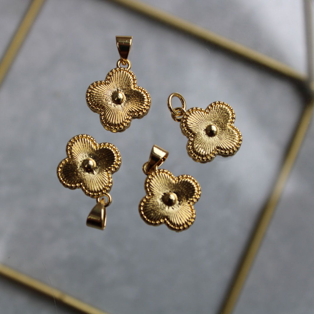 Dije Van Cleef con zircones en rodio - Imagen 2