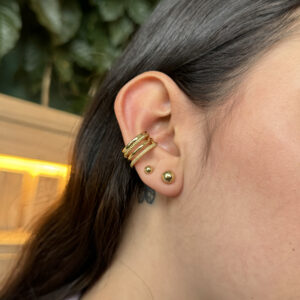 Earcuff cuatro argollas multitextura en rodio
