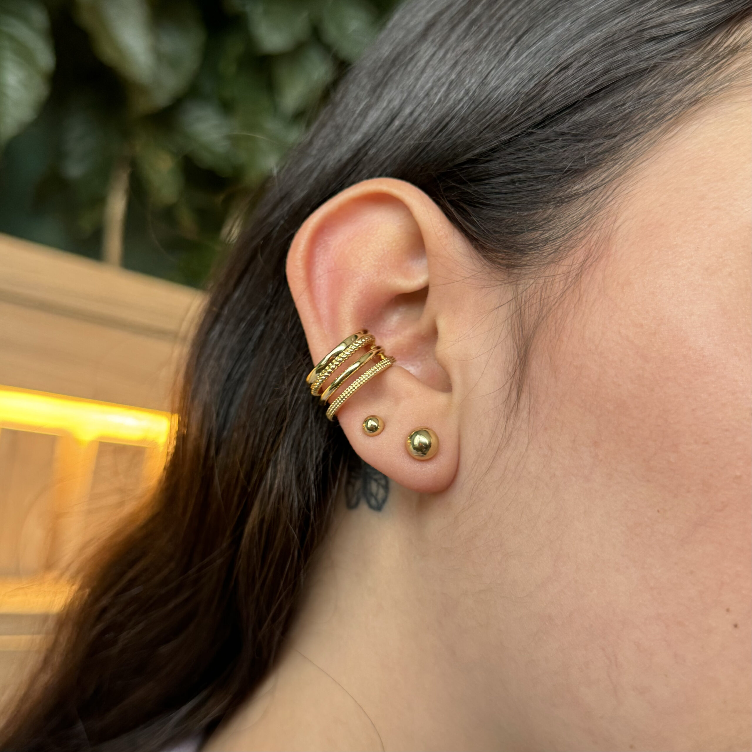 Earcuff cuatro argollas multitextura en rodio