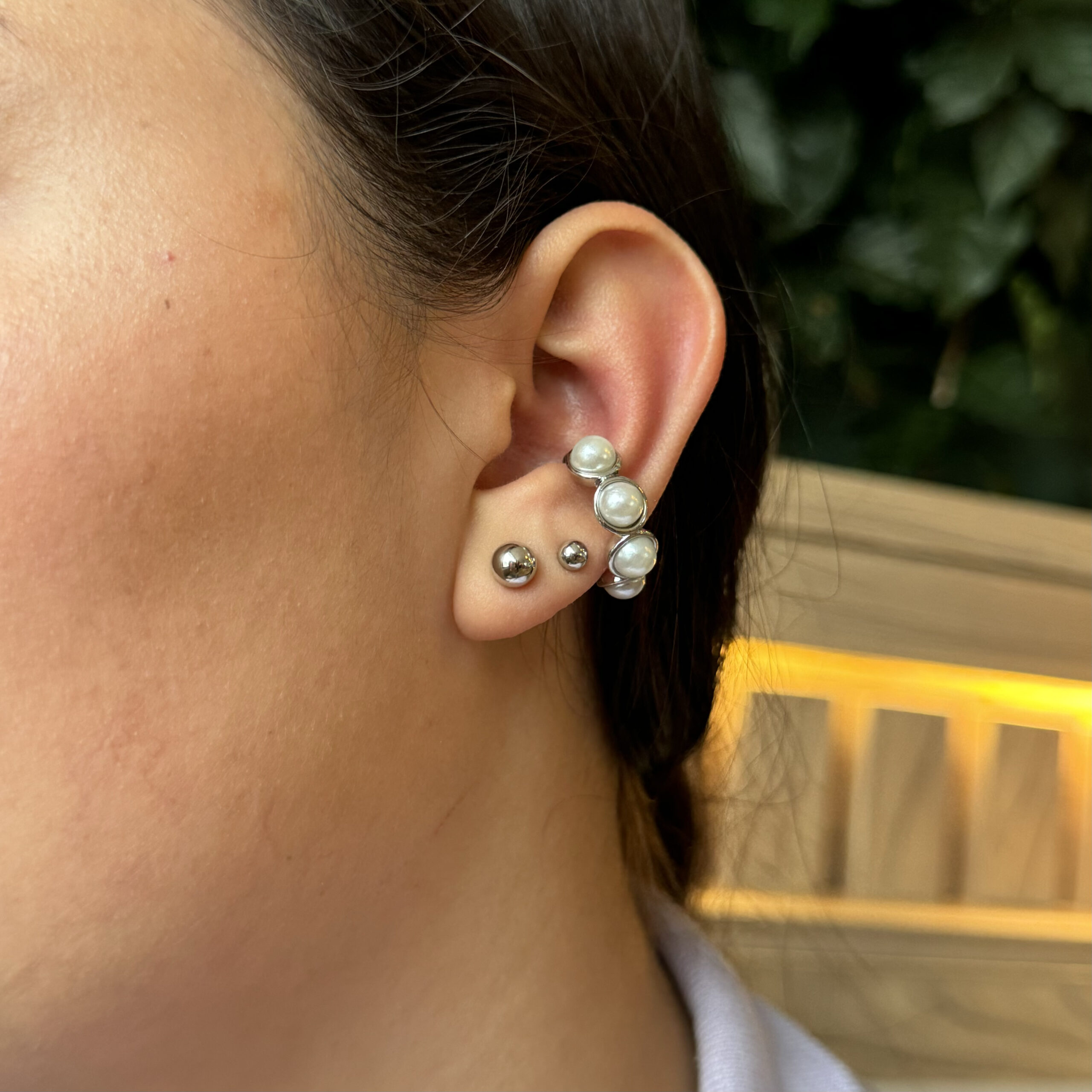Earcuff cinco perlas en rodio
