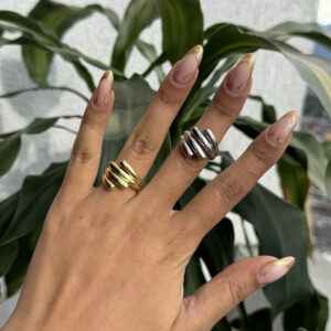 Anillo cuatro líneas chunky en rodio