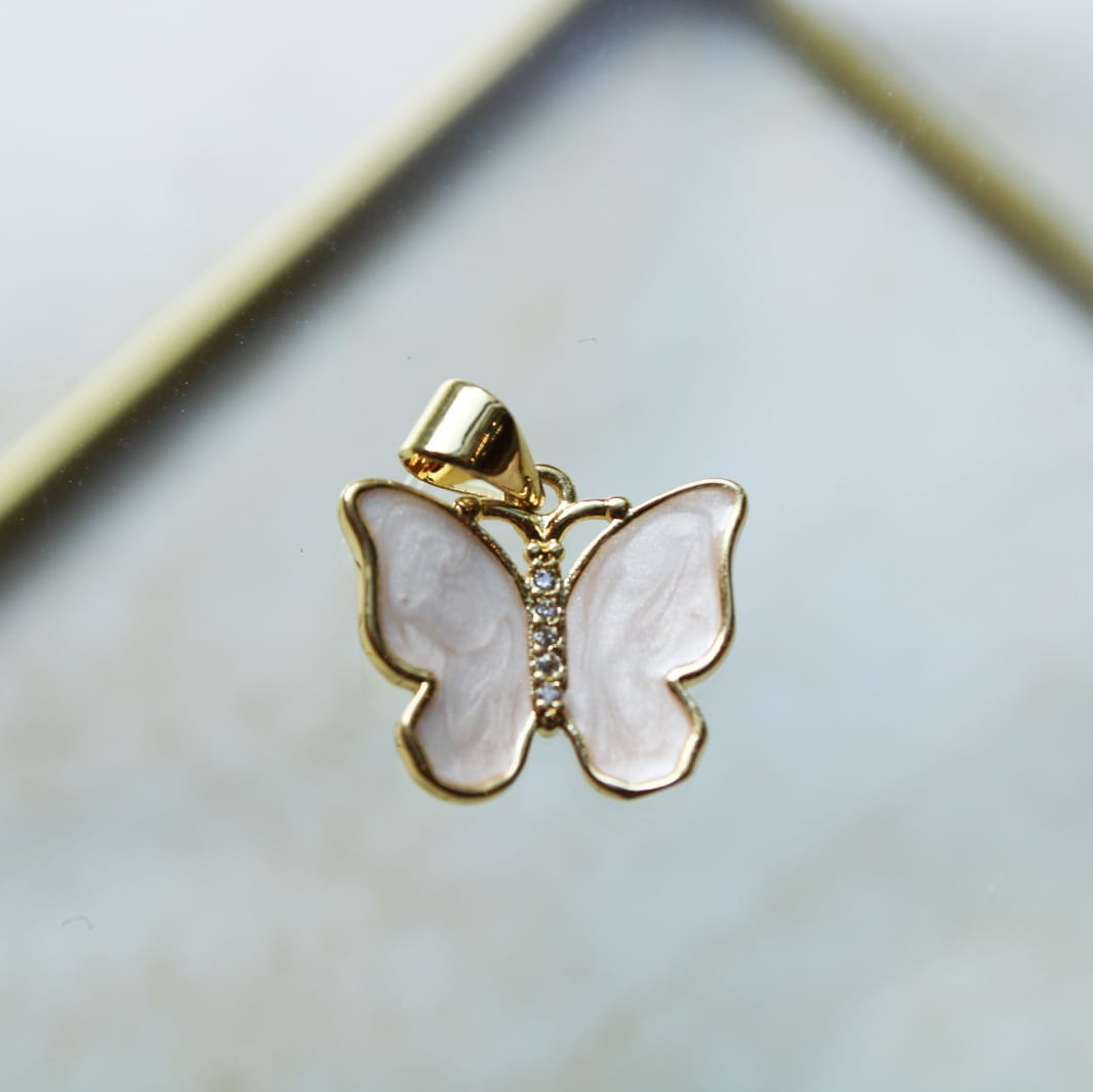 Dije mariposa efecto nácar en rodio