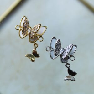 Dije mariposa con zircones en rodio